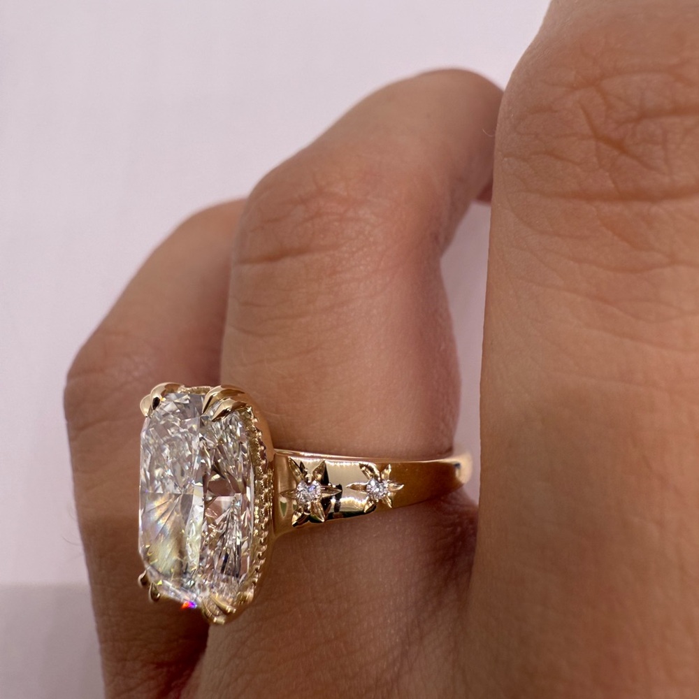 5.04 carat D VS1 elongated cushion diamond engagement ring - Picture 7 of 15